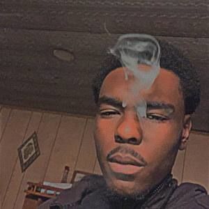 Meet your Posher, Dontae